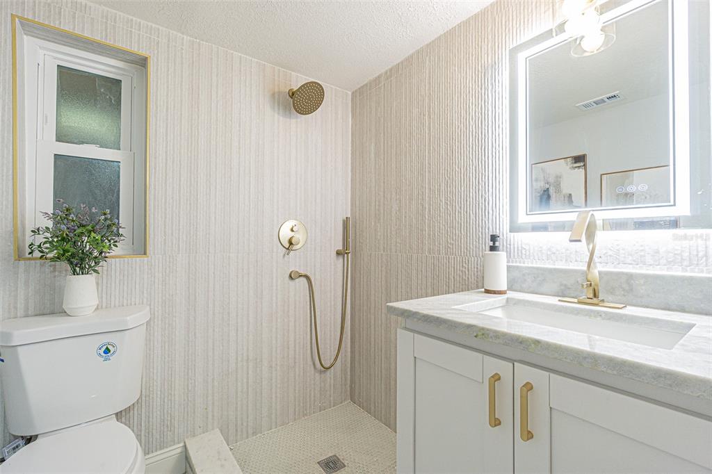 6370 Conniewood Square New Port Richey, FL 34653 - Photo 9 of 35 Gallery Image 9