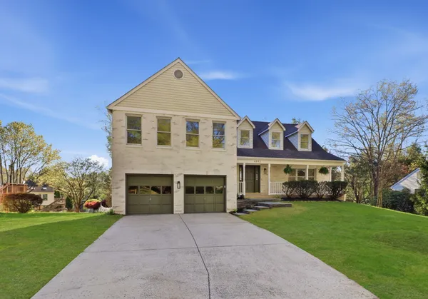 $975,000 | 4843 Hornbeam Drive, Rockville, MD 20853