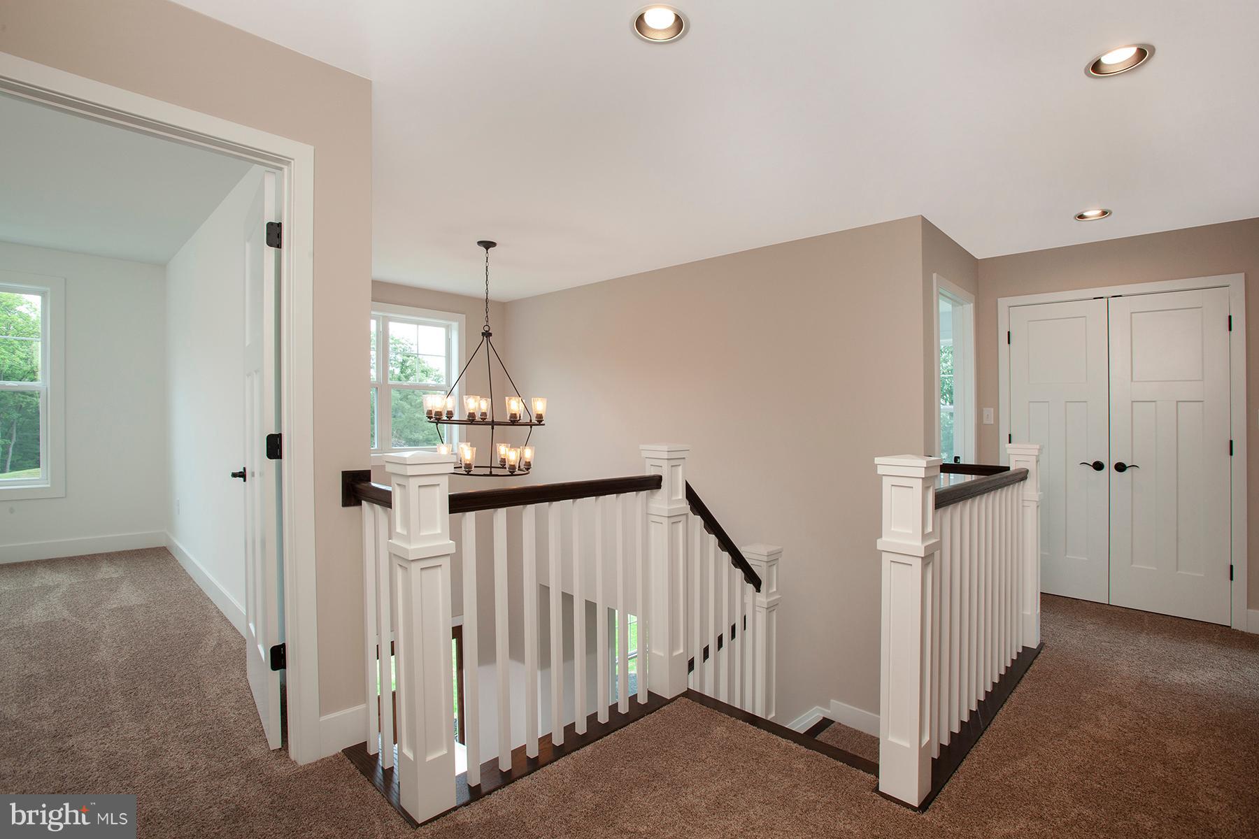 2740 Colonial Road Harrisburg, PA 17112 - Photo 16 of 26 Gallery Image 16