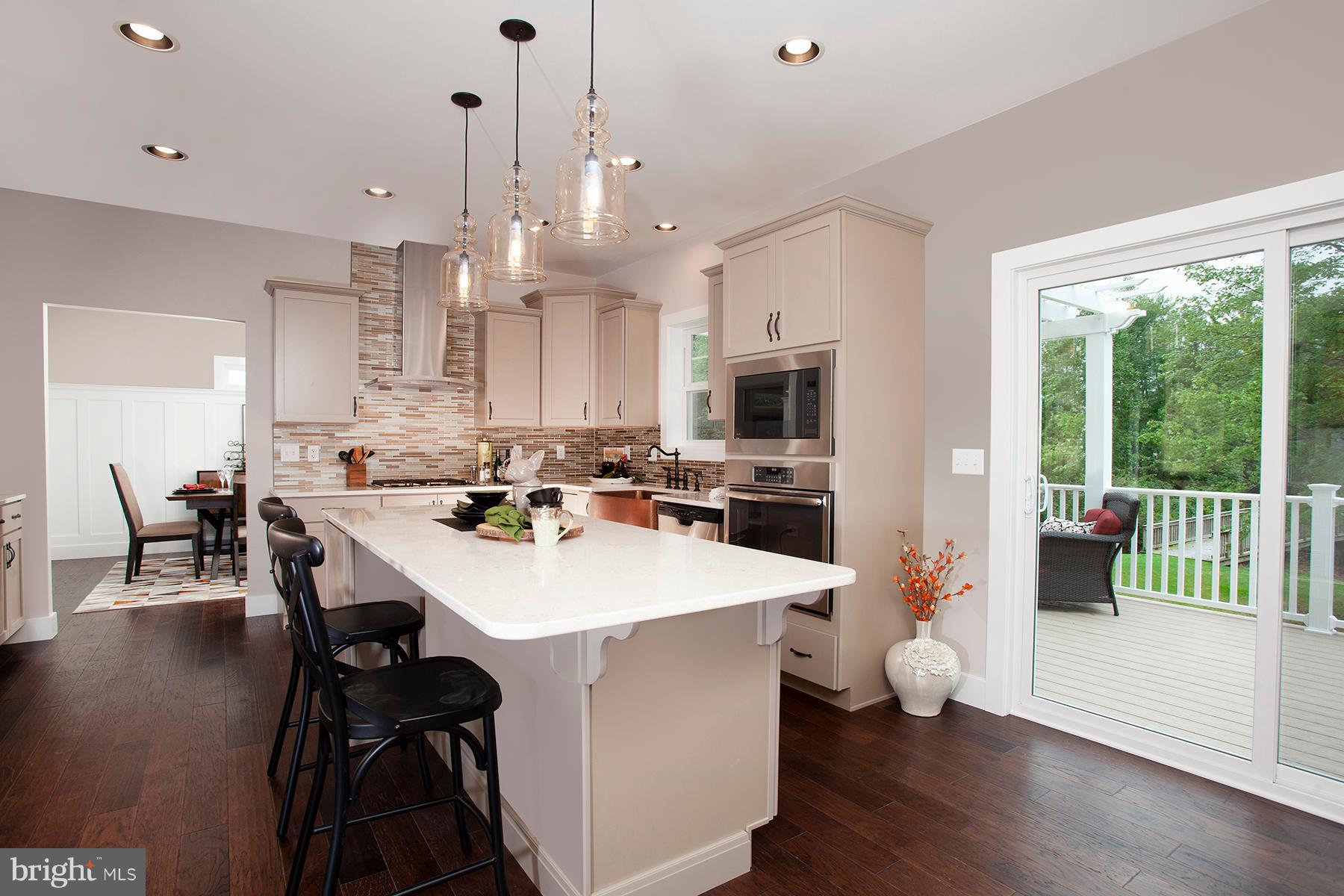 2740 Colonial Road Harrisburg, PA 17112 - Photo 3 of 26 Gallery Image 3