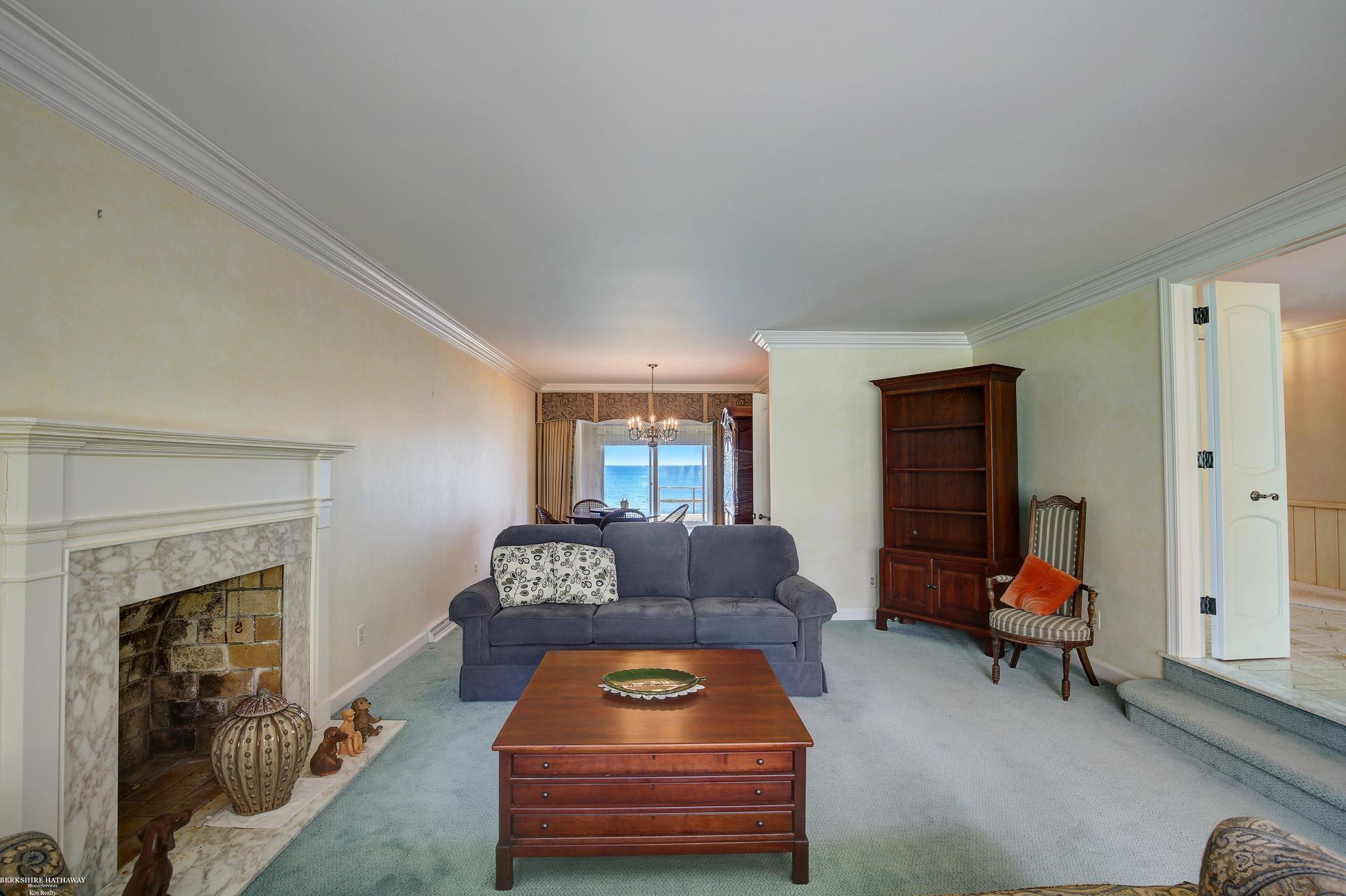 4880 Lakeshore Road Fort Gratiot, MI 48059 - Photo 10 of 69 50142242-c0fb85e8-4181-4e51-81fa-765a918b7585.JPG