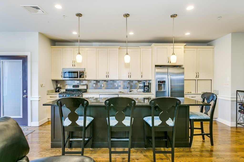 774 East 3rd Street, Unit 1 Boston, MA 02127 - Photo 12 of 30