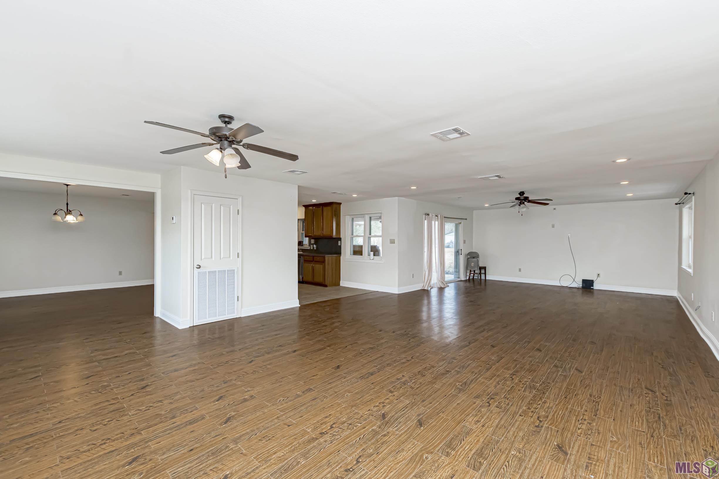 6475 Kleinpeter Road Baton Rouge, LA 70811 - Photo 6 of 29 Gallery Image 6