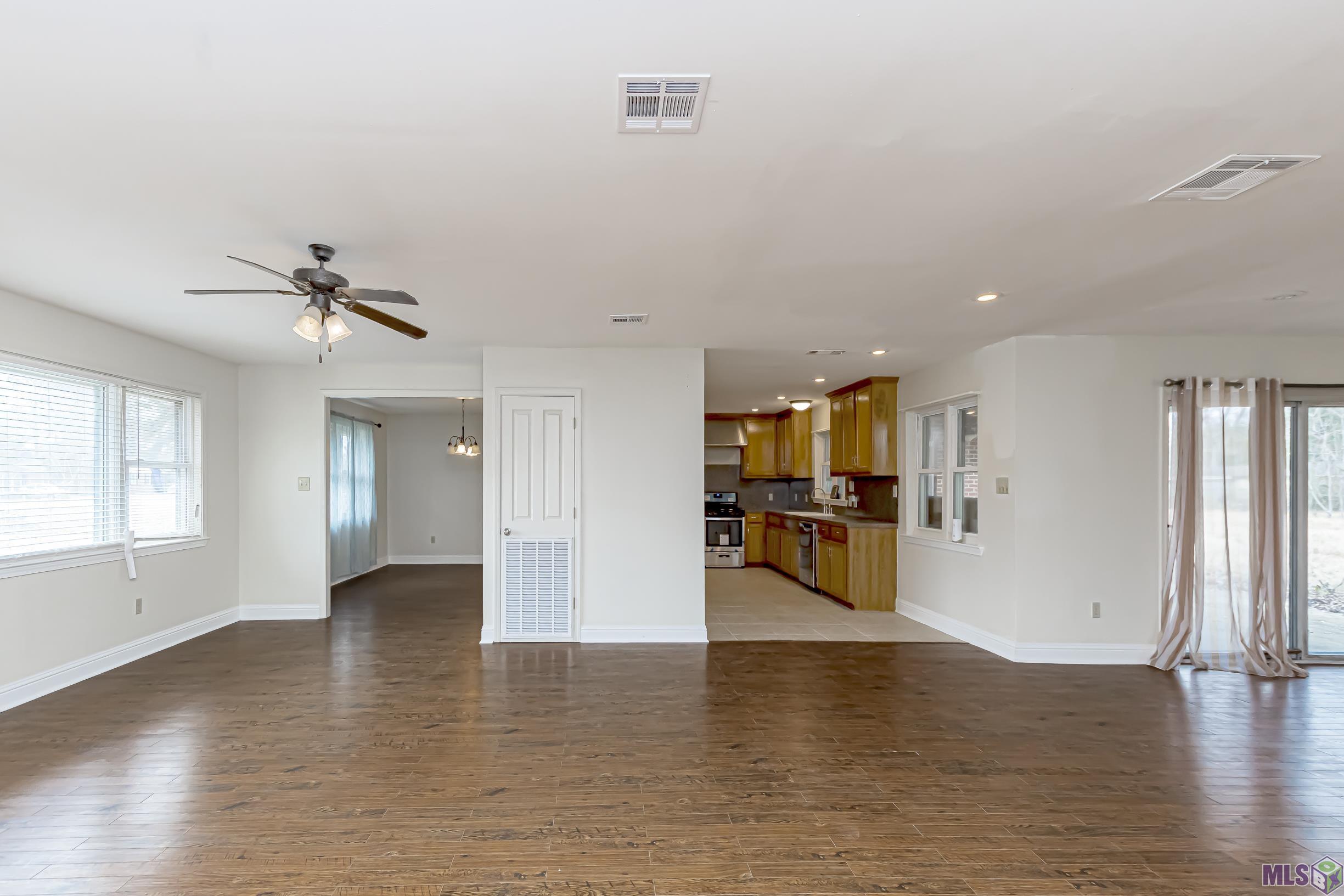 6475 Kleinpeter Road Baton Rouge, LA 70811 - Photo 7 of 29 Gallery Image 7