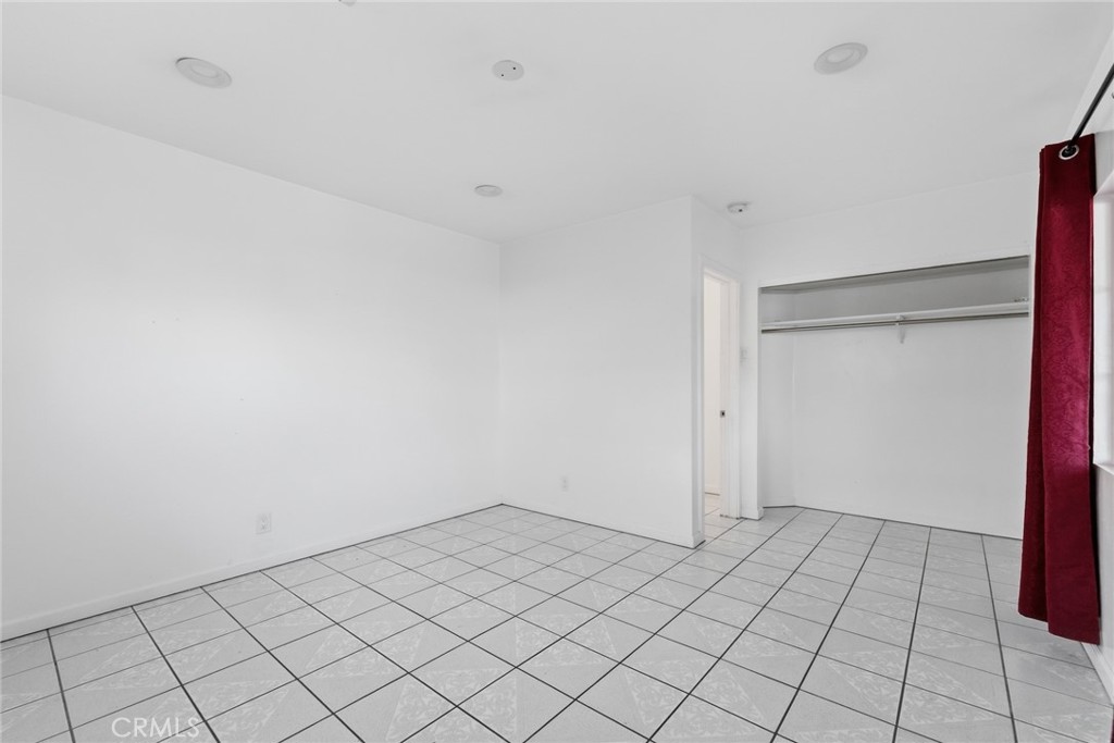 6824 Marcelle Street Paramount, CA 90723 - Photo 12 of 46