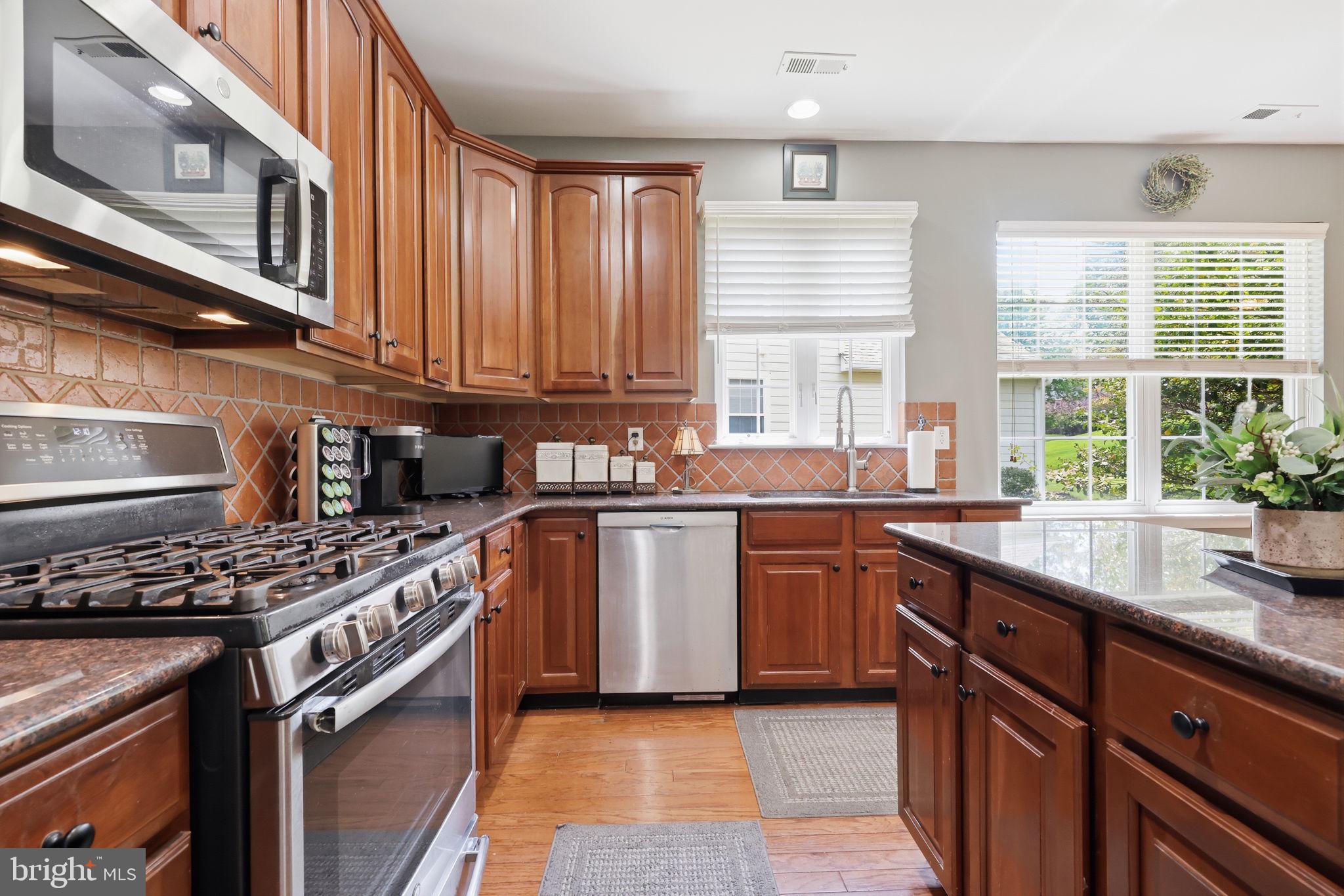 28 Bluebonnet Road Langhorne, PA 19047 - Photo 15 of 47 Kitchen with Stainless Steel Appliances