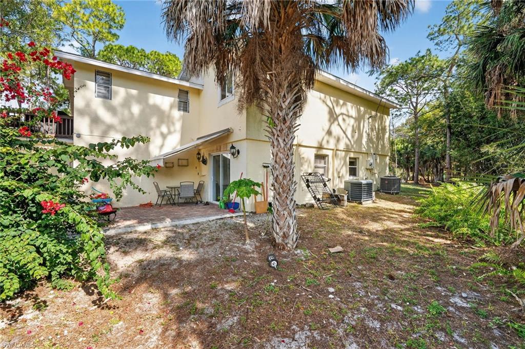 361 27th Street Southwest Naples, FL 34117 - Photo 4 of 45