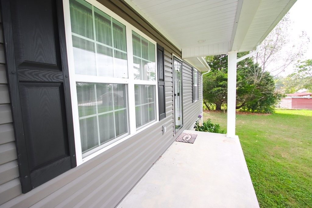 272 Jim Hennessee Road Sparta, TN 38583 - Photo 6 of 27