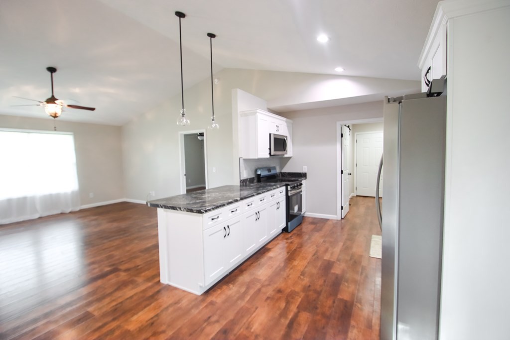 272 Jim Hennessee Road Sparta, TN 38583 - Photo 9 of 27