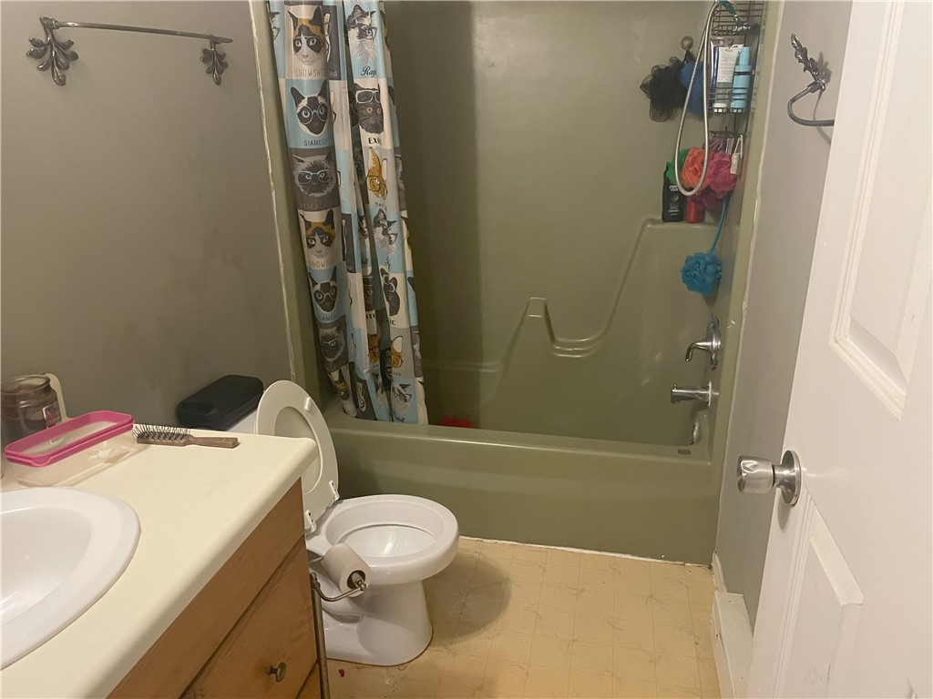 22-24 Rose Circle Hamlin, NY 14464 - Photo 9 of 15 Bathroom #24