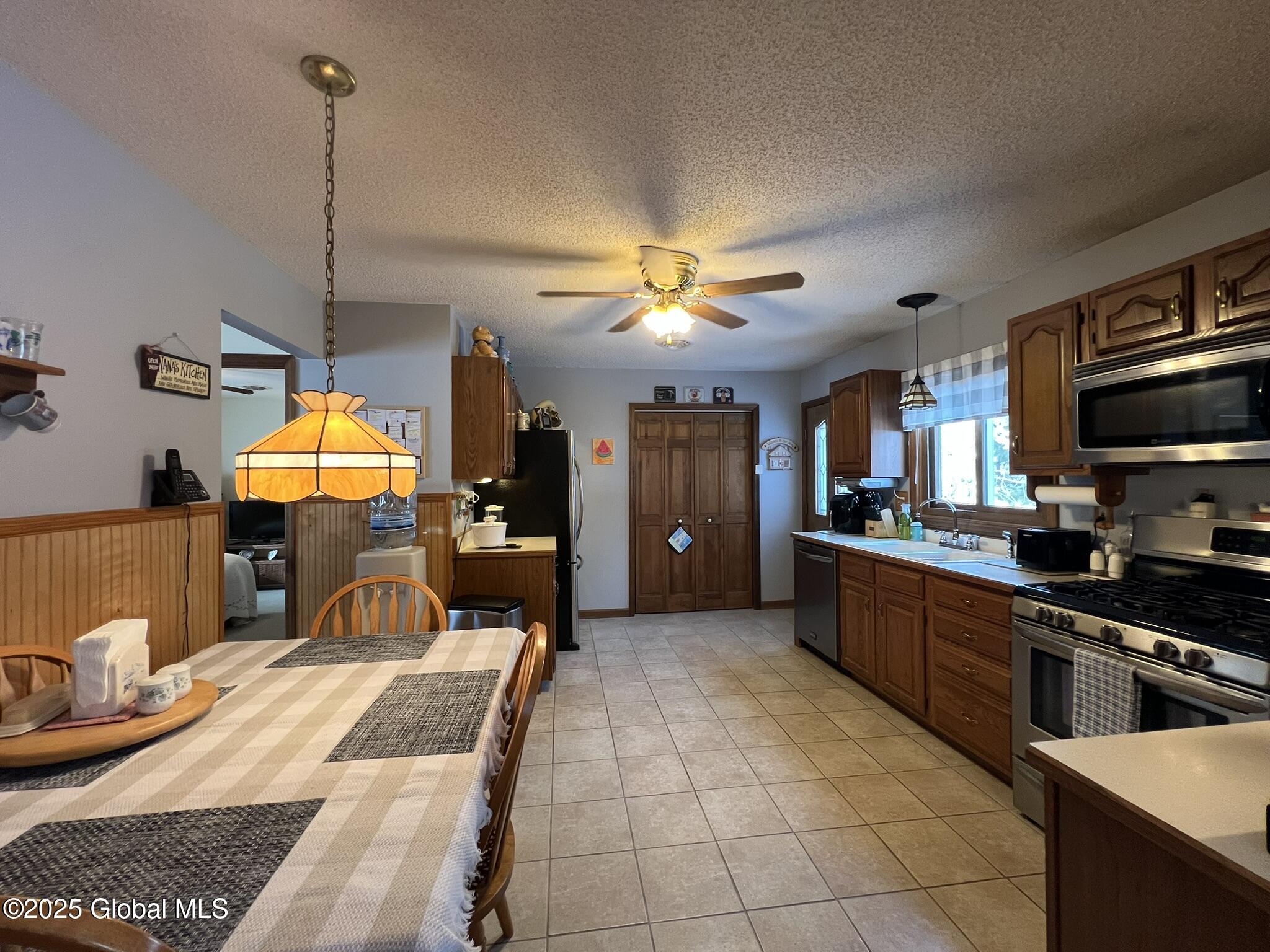 40 Sunset Drive Troy, NY 12182 - Photo 15 of 65 IMG_3268