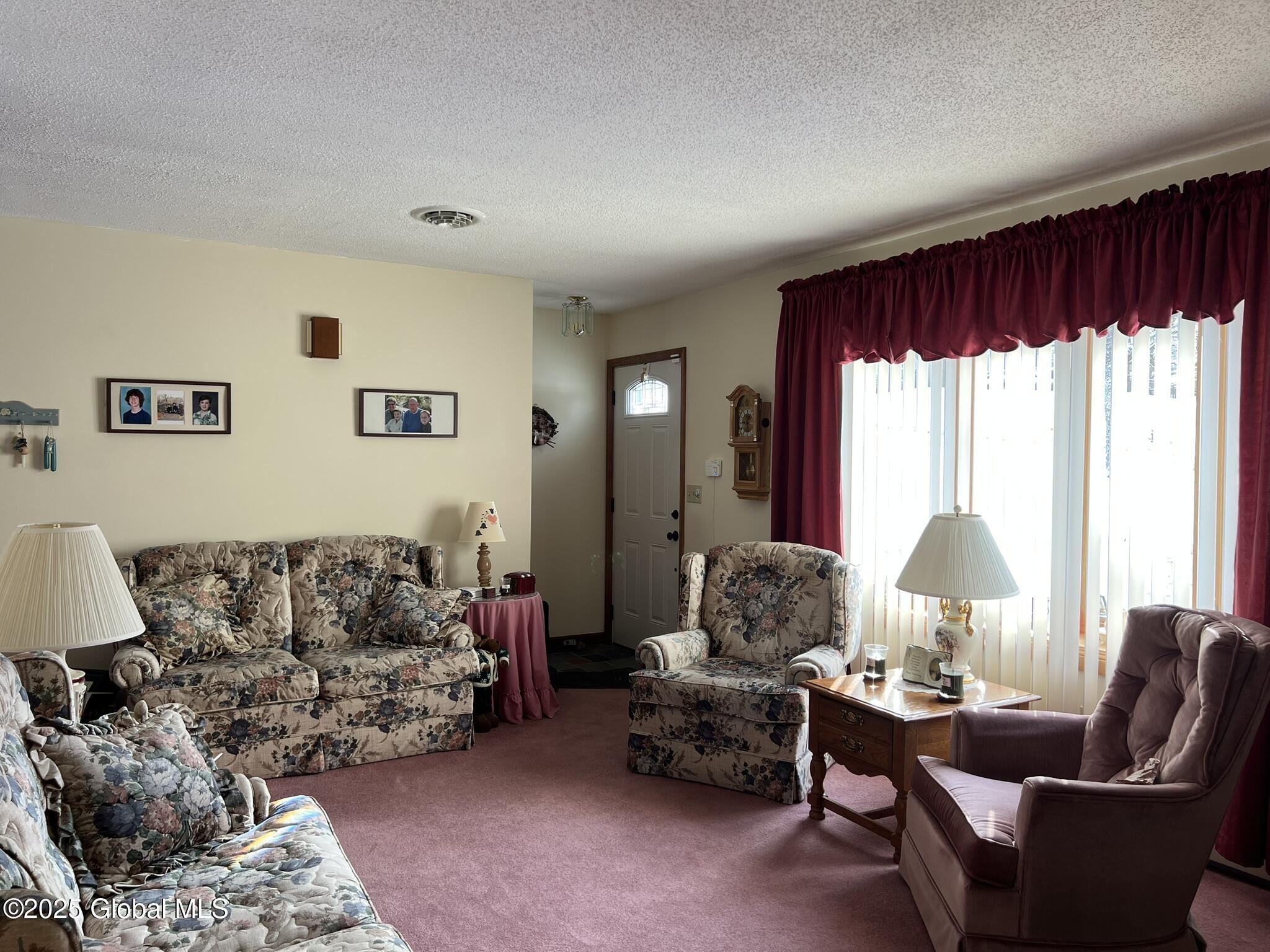 40 Sunset Drive Troy, NY 12182 - Photo 2 of 65 IMG_3263