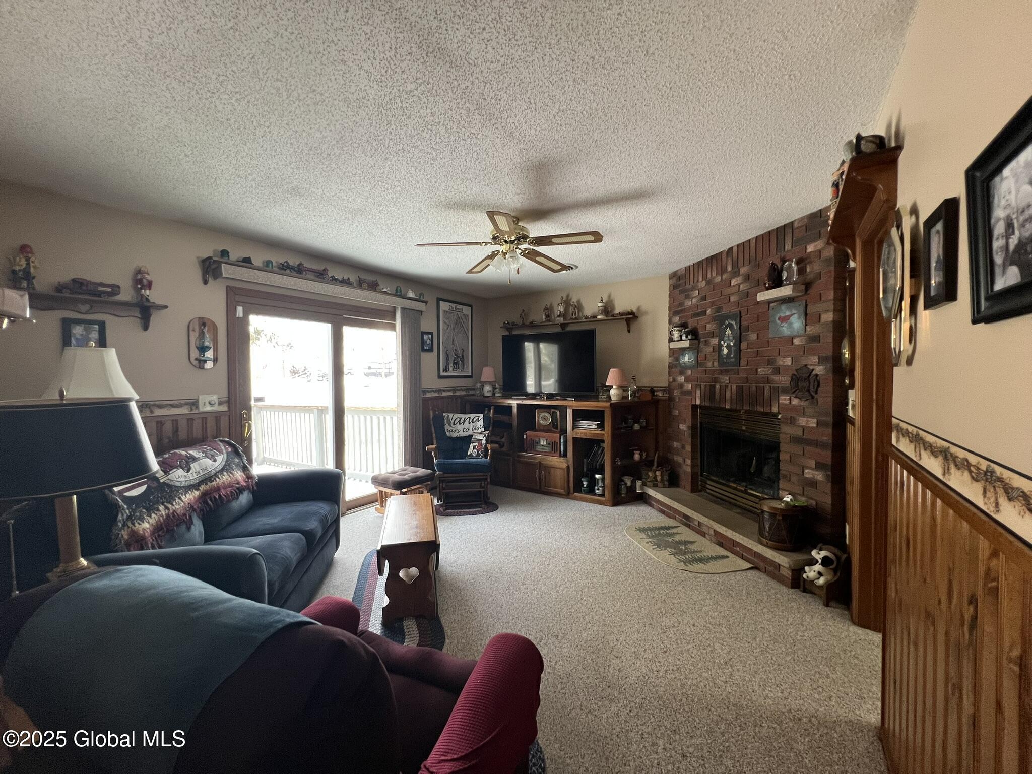 40 Sunset Drive Troy, NY 12182 - Photo 5 of 65 IMG_3285