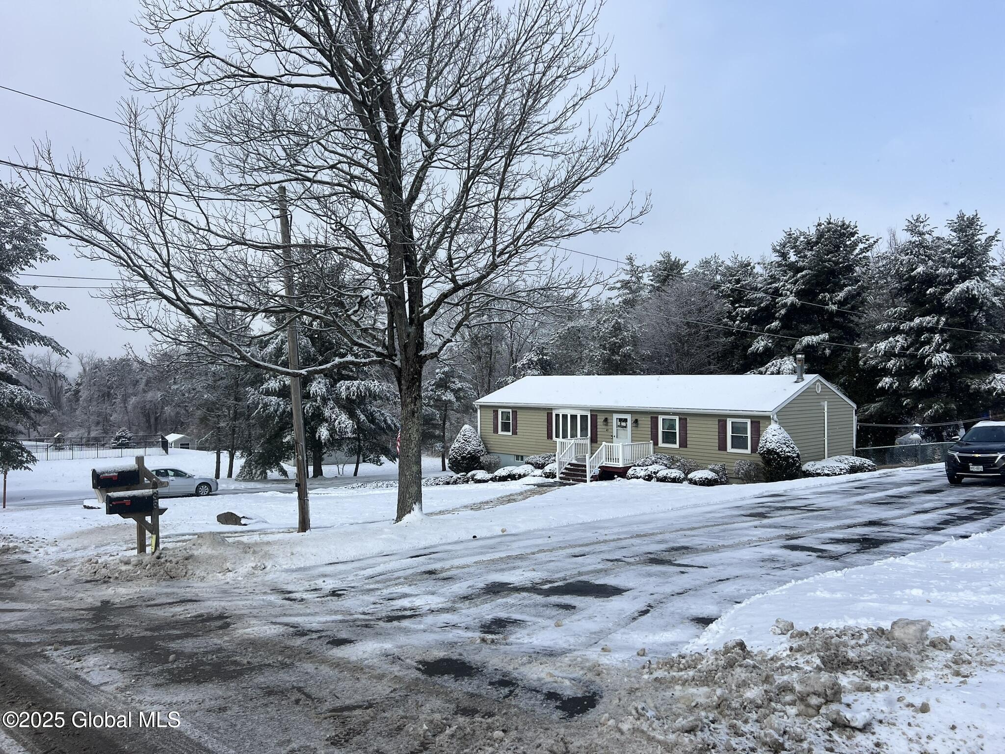 40 Sunset Drive Troy, NY 12182 - Photo 8 of 65 IMG_3320