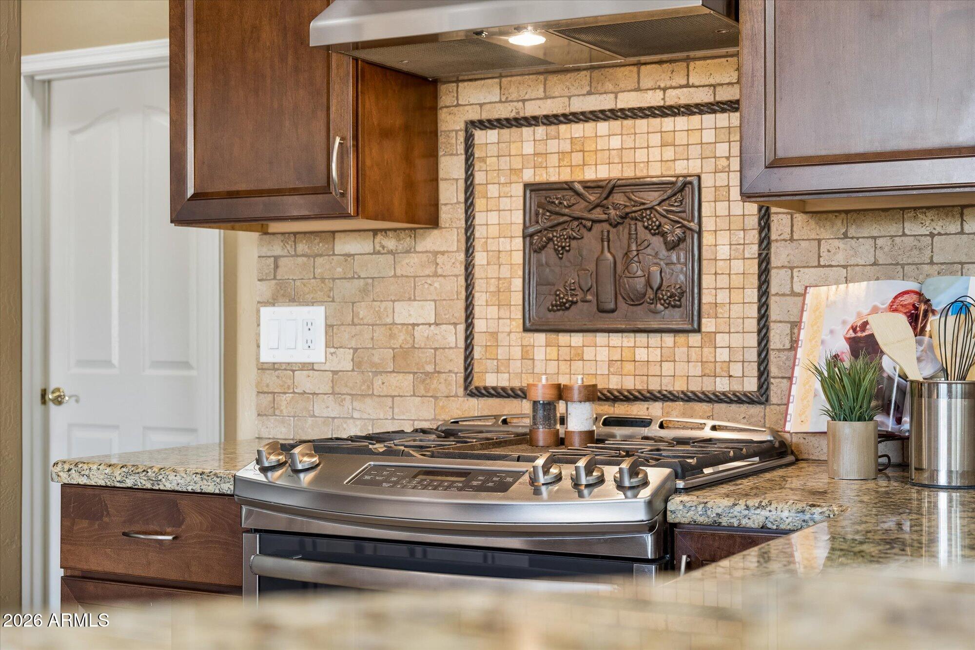 4511 East Swilling Road Phoenix, AZ 85050 - Photo 14 of 36 Beautiful Tile Work