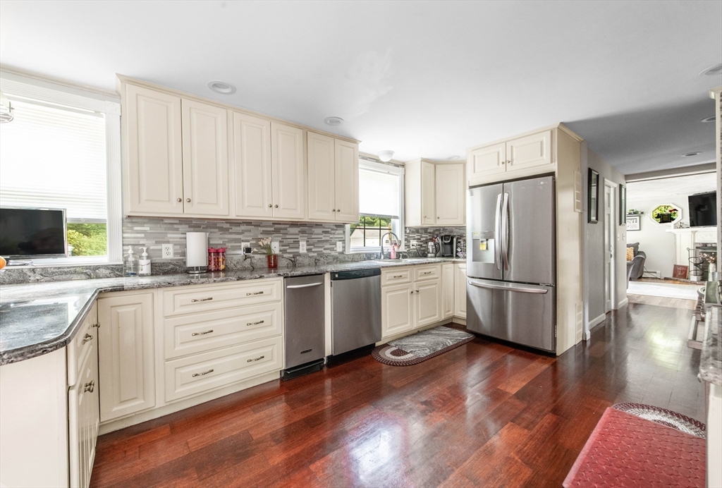 930 King Street Raynham, MA 02767 - Photo 12 of 42