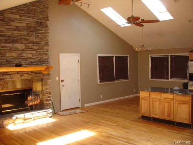 5035 Vines Road Howell, MI 48843 - Photo 6 of 13 03-16-2010 LISTING PICTURES 007