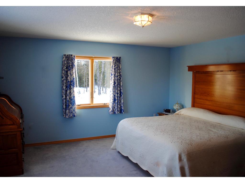 1087 Slate Ledge Road Waterford, VT 05819 - Photo 18 of 37