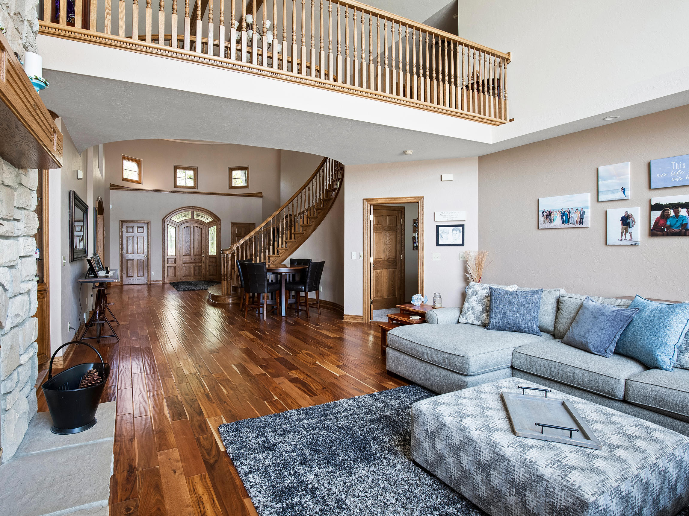 20760 Watson Road White Pigeon, MI 49099 - Photo 15 of 52 21 living room