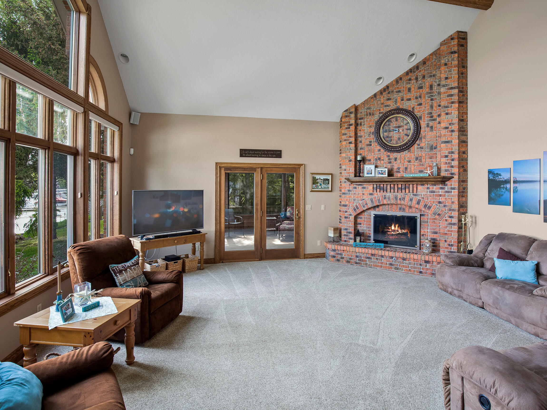 20760 Watson Road White Pigeon, MI 49099 - Photo 24 of 52 8 family room