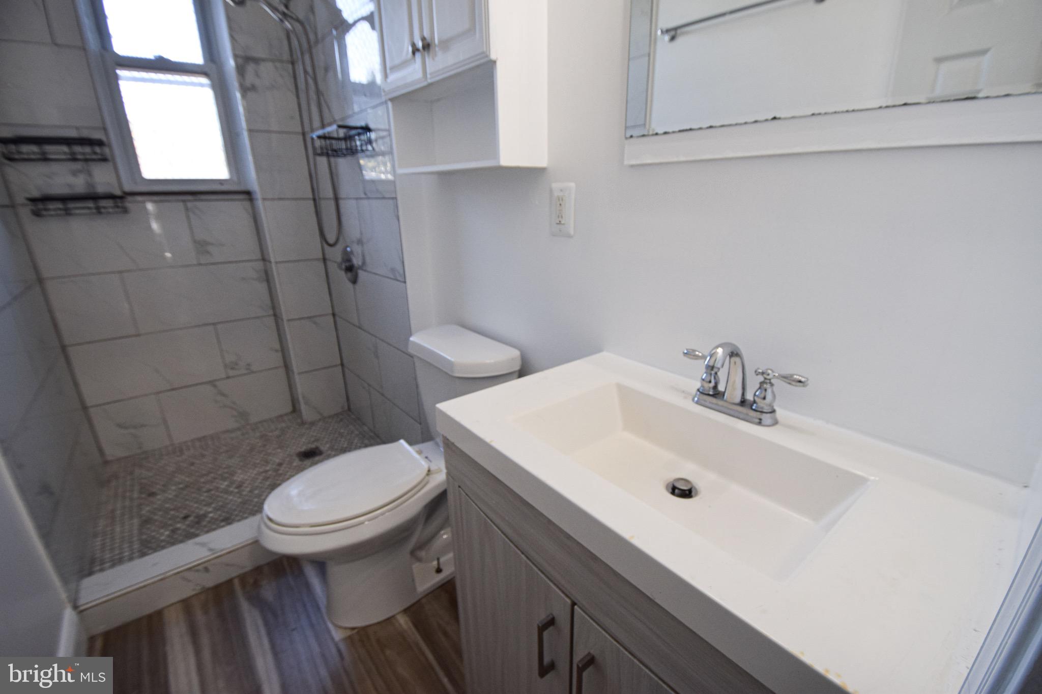 2542 West Pratt Street Baltimore, MD 21223 - Photo 25 of 44 Bathroom