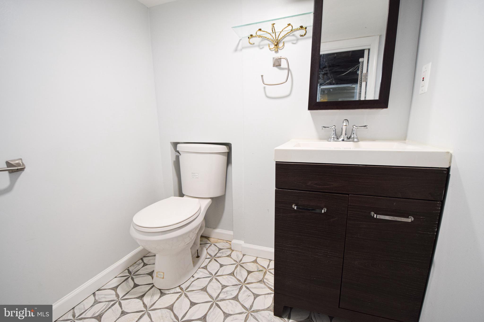 2542 West Pratt Street Baltimore, MD 21223 - Photo 30 of 44 Half Bathroom