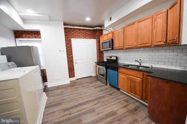 $124,990 | 2542 West Pratt Street, Baltimore, MD 21223