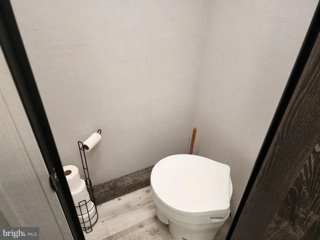 $75,500 | 43 Highway 47, Cape May Court House, NJ 08210