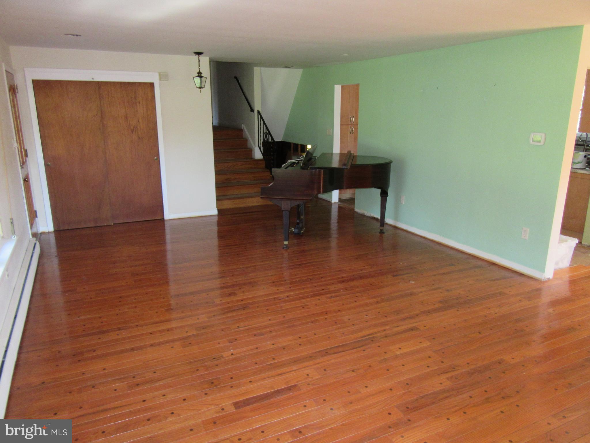 205 Fern Road Southampton, PA 18966 - Photo 7 of 14 Gallery Image 7