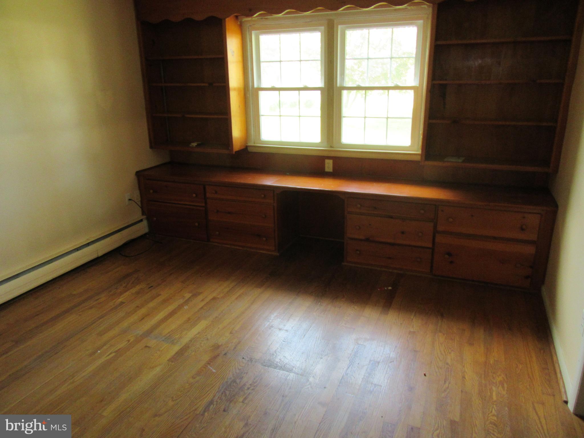 205 Fern Road Southampton, PA 18966 - Photo 8 of 14 Gallery Image 8