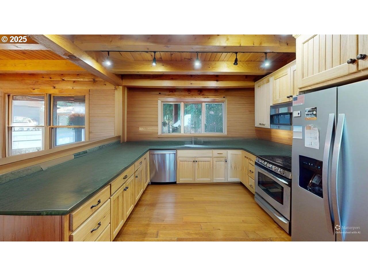 27217 Eighty Acres Road Gold Beach, OR 97444 - Photo 12 of 41 Media Room