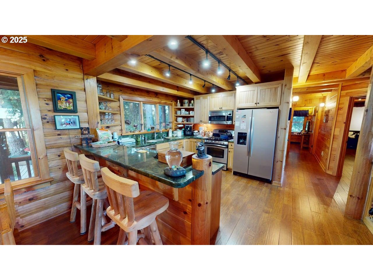 27217 Eighty Acres Road Gold Beach, OR 97444 - Photo 10 of 41 Kitchen