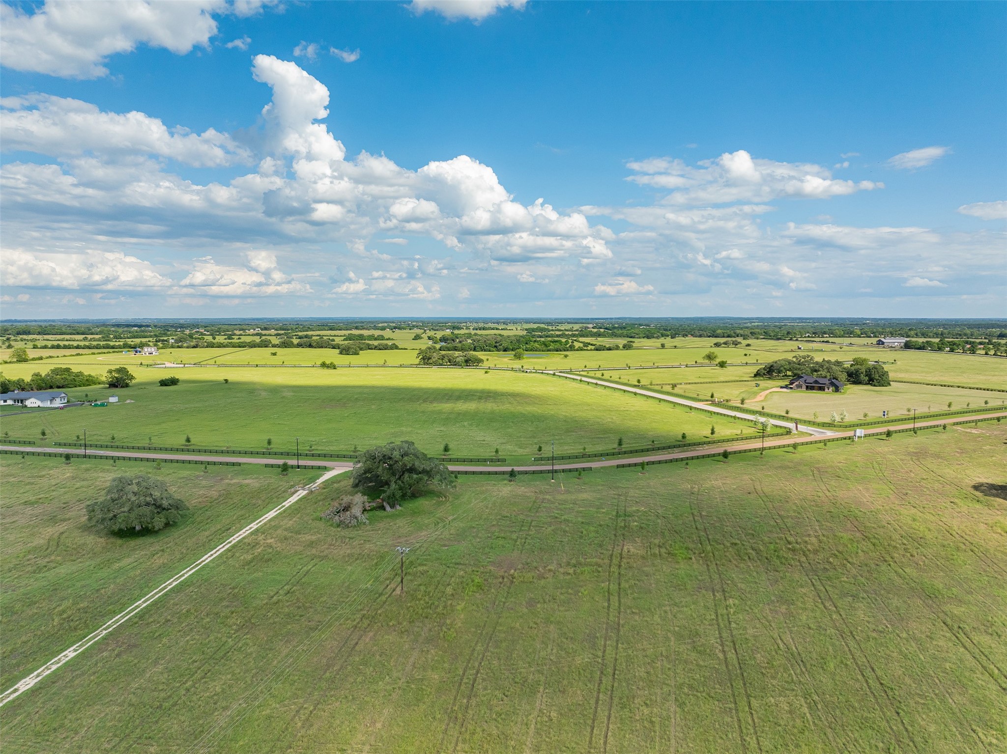 5101 Hartfield Road Round Top, TX 78954 - Photo 4 of 12