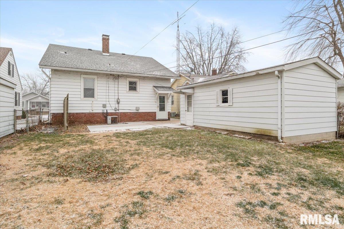 2041 North 7th Street Springfield, IL 62702 - Photo 22 of 24