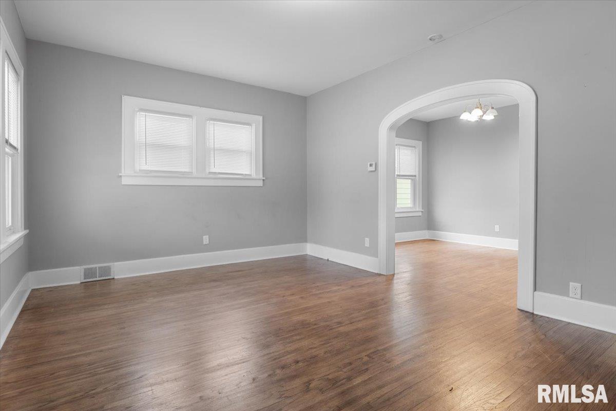 2041 North 7th Street Springfield, IL 62702 - Photo 5 of 24