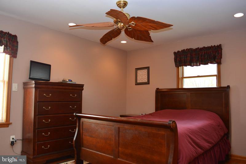 1000 Georgetown Road Paradise, PA 17562 - Photo 13 of 28