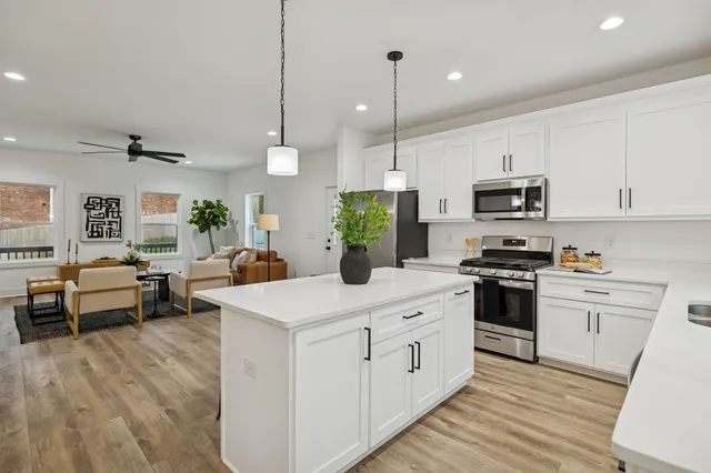 $458,900 | 420 West 5th Street, Columbia, TN 38401