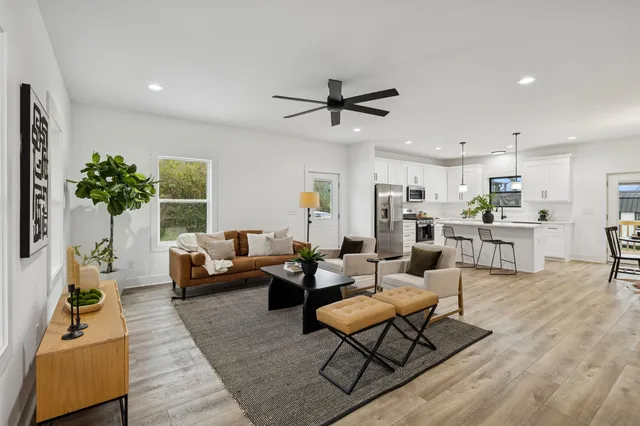 $458,900 | 420 West 5th Street, Columbia, TN 38401