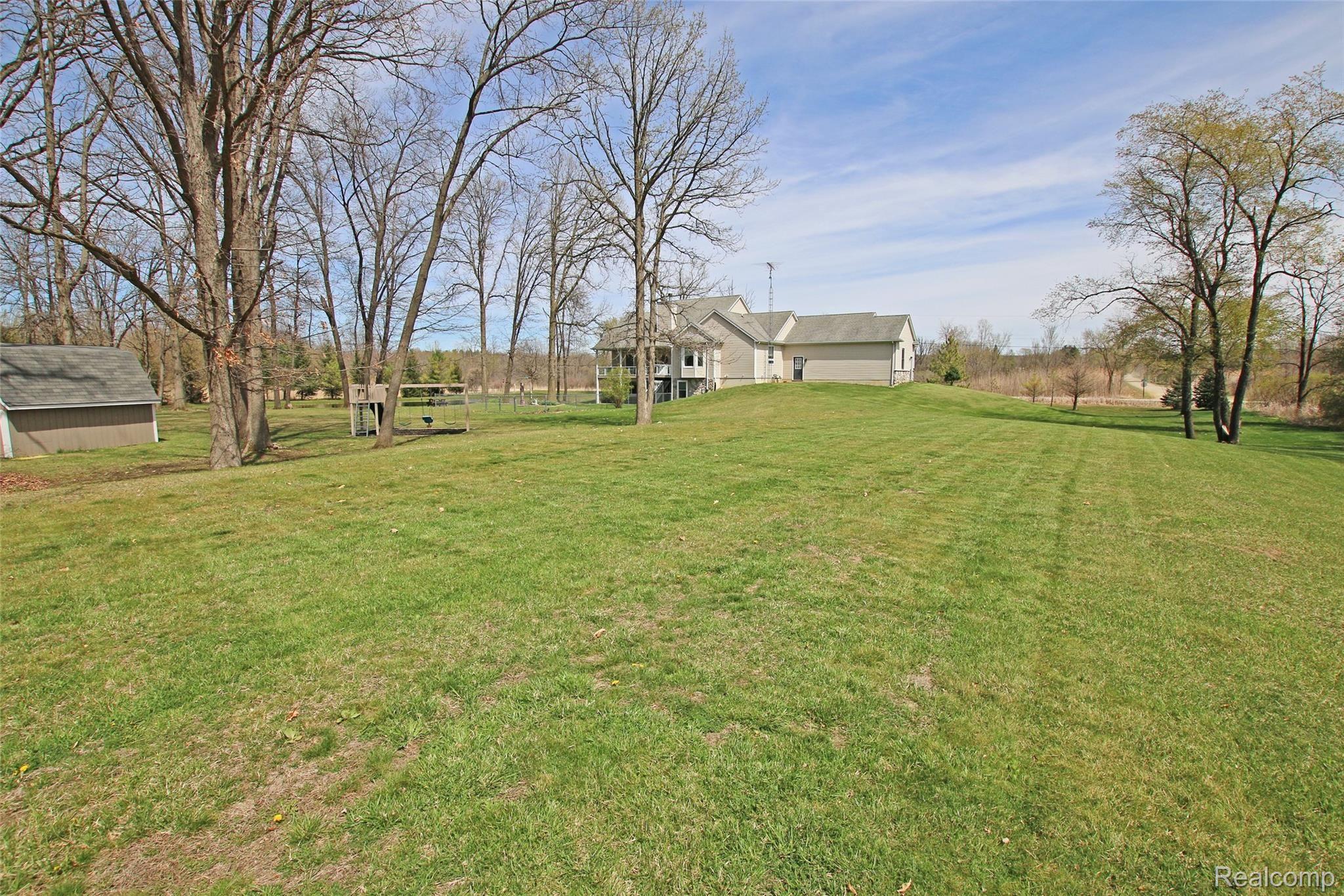 9026 Washburn Road Goodrich, MI 48438 - Photo 71 of 74 71) Backyard.jpg