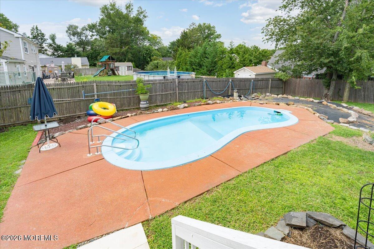 163 Lloyd Road Aberdeen, NJ 07747 - Photo 28 of 57 29-DSC02042