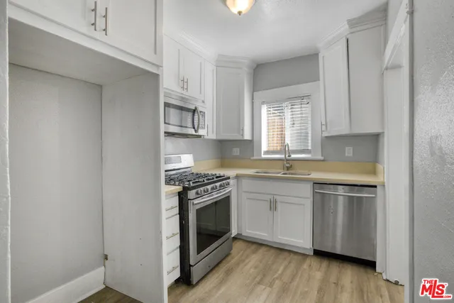 $699,000 | 306 North Bixel Street, Los Angeles, CA 90026