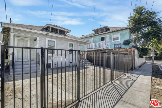$699,000 | 306 North Bixel Street, Los Angeles, CA 90026