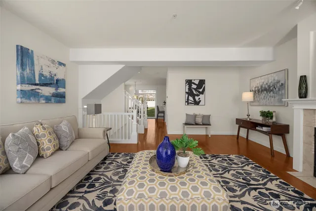 $899,950 | 23120 Southeast Black Nugget Road, Unit C1, Issaquah, WA 98029