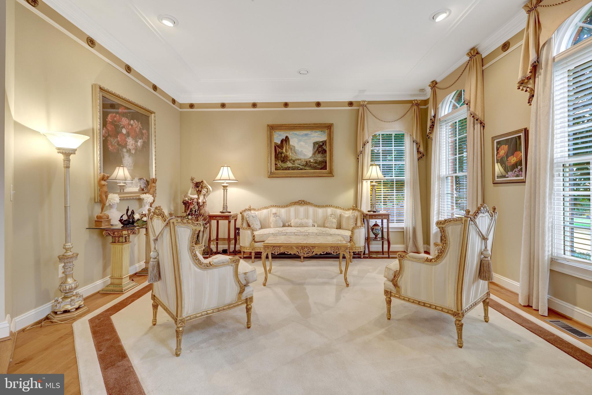 20443 Cliftons Point Street Sterling, VA 20165 - Photo 4 of 32 Formal Living room