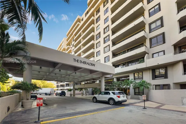 $1,450,000 | 151 Crandon Boulevard, Unit 136, Key Biscayne, FL 33149