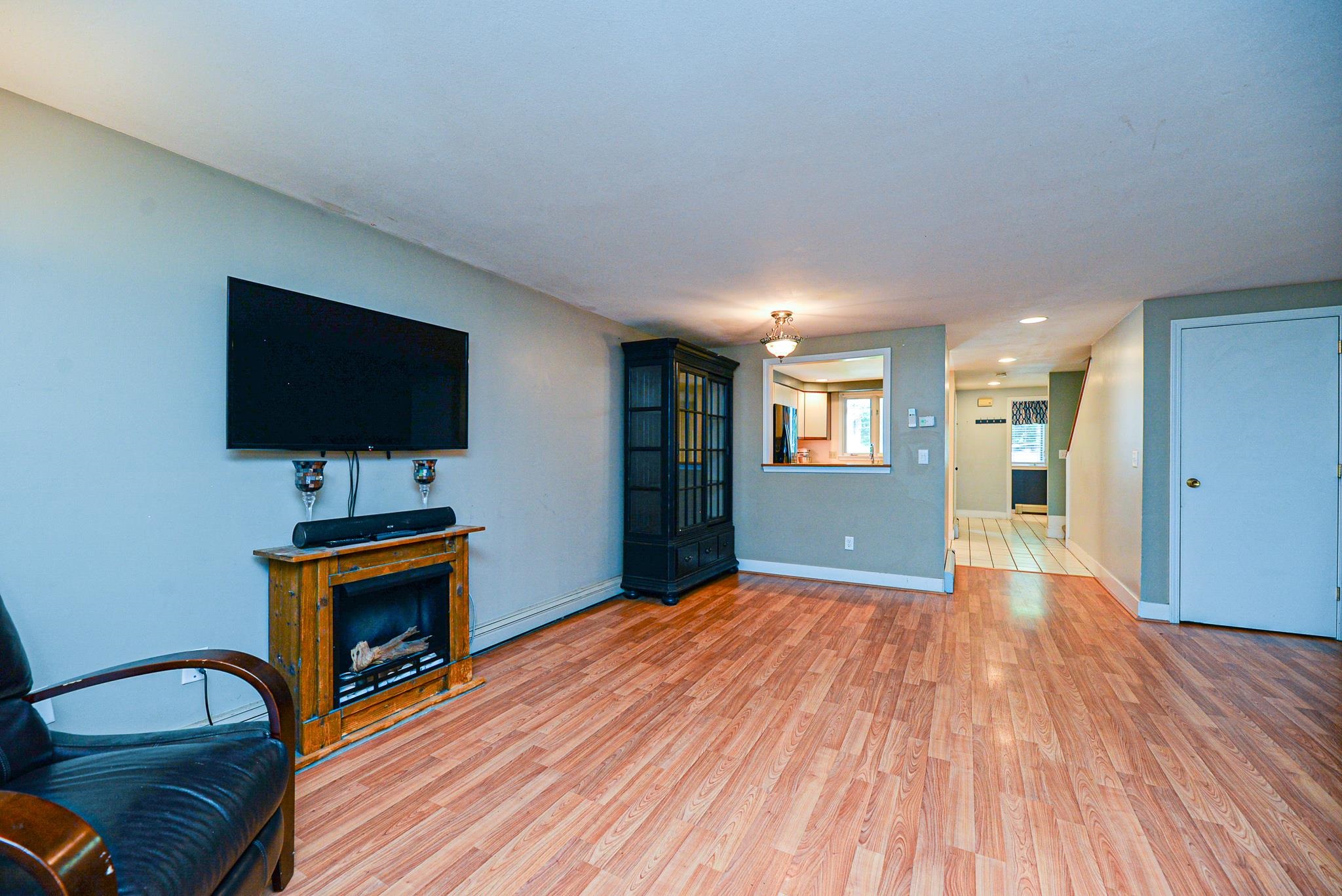 40 Brookside Drive Stratham, NH 03885 - Photo 10 of 28