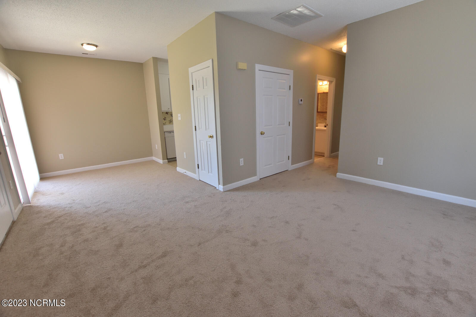 301 Katie Drive Rocky Mount, NC 27803 - Photo 4 of 9 DSC_0668_1279