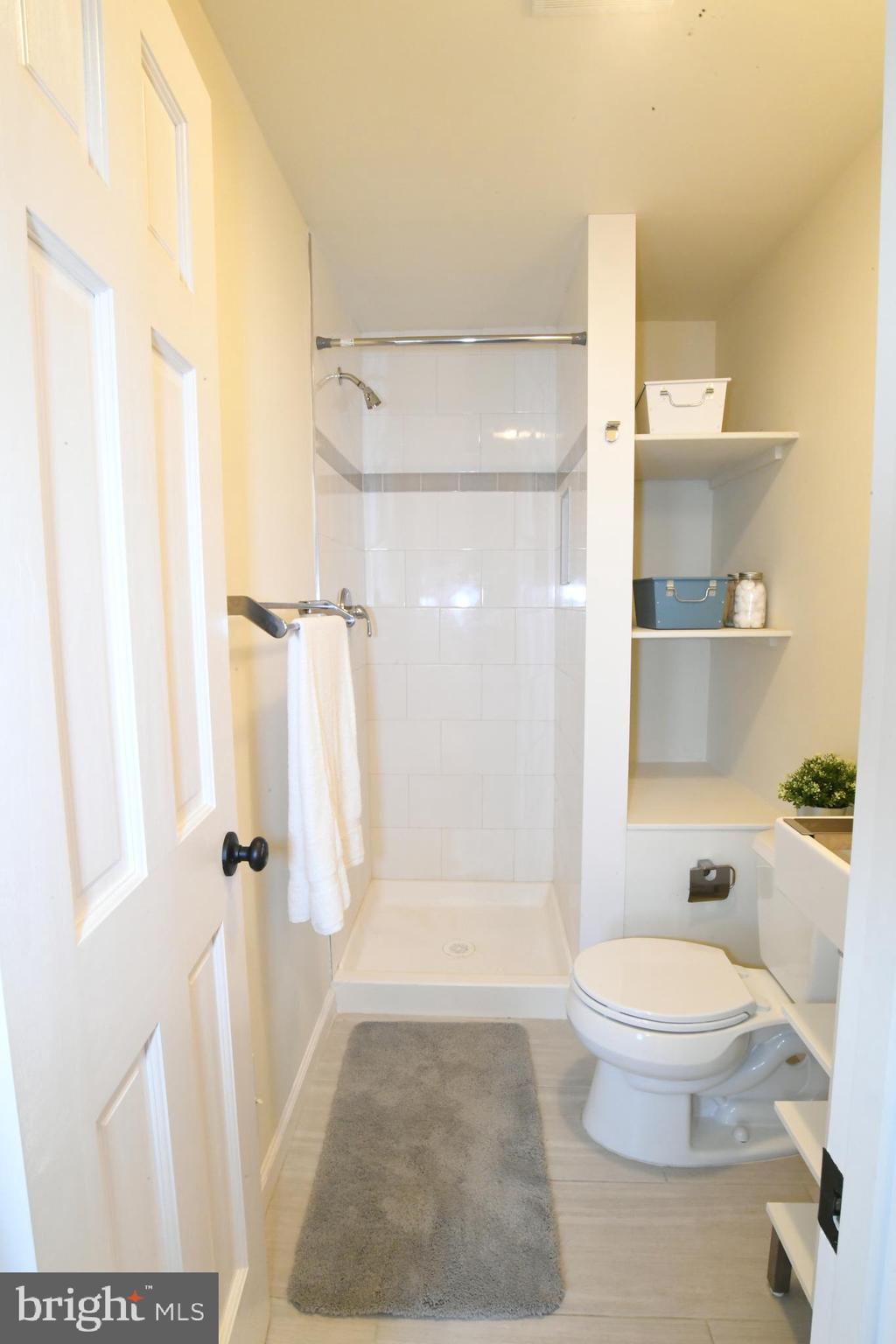 4011 Falls Road Baltimore, MD 21211 - Photo 21 of 48 Gallery Image 21