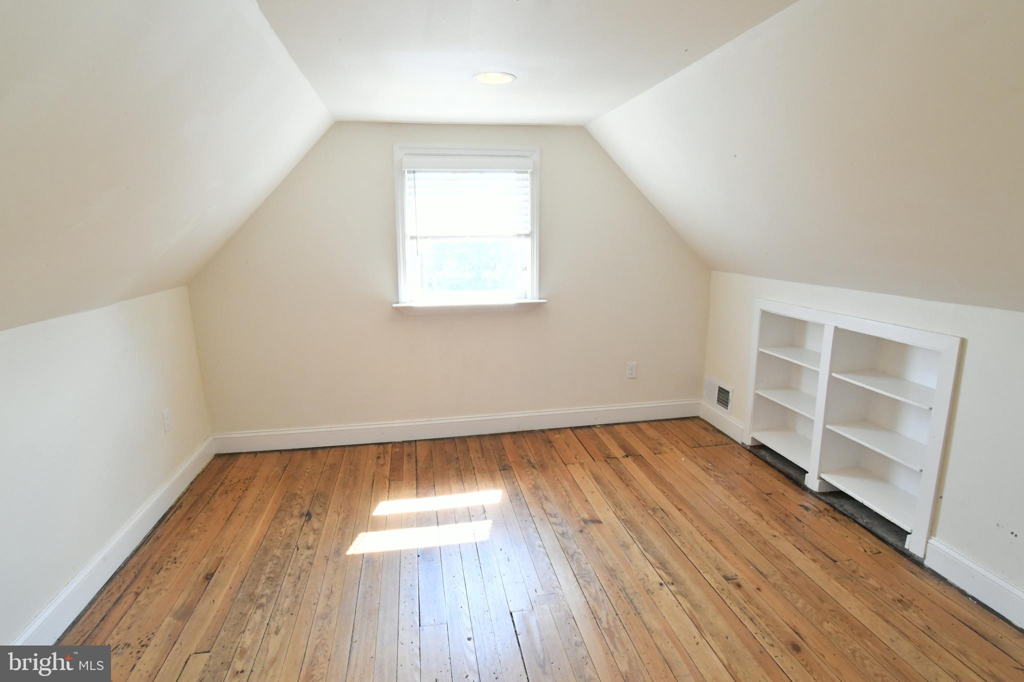 4011 Falls Road Baltimore, MD 21211 - Photo 37 of 48 Gallery Image 37