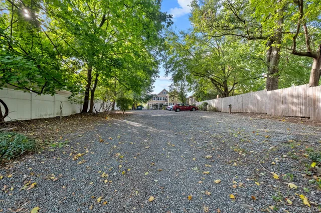 $2,495 | 10 Burnside Avenue, Unit B, Congers, NY 10920